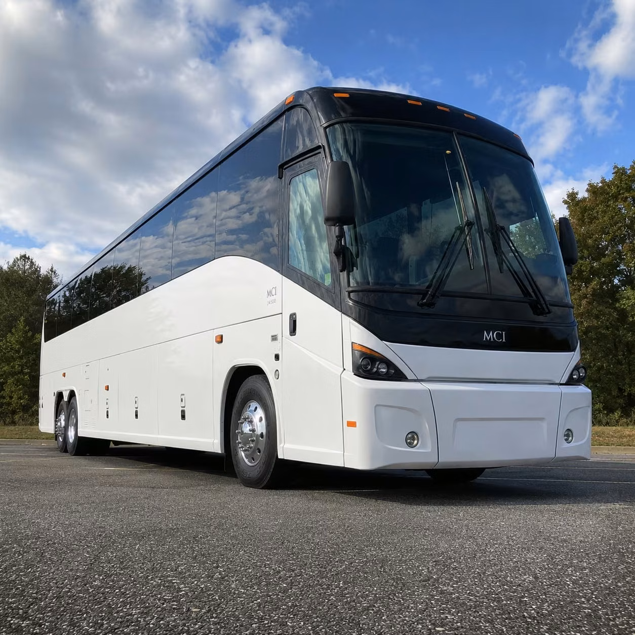 ada accessible bus rentals for government military groups in olathe