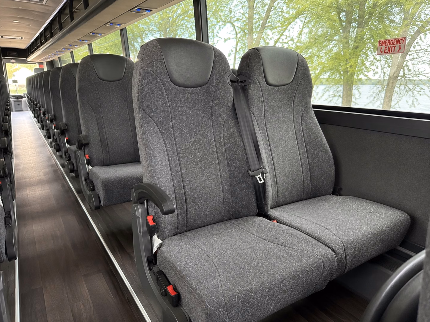 charter buses to t mobile center and kansas city s biggest concert venues