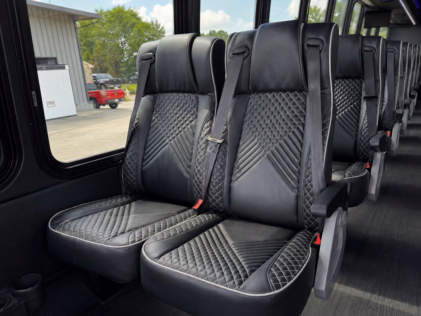 how where and when you re traveling affects your bus rental rate in olathe