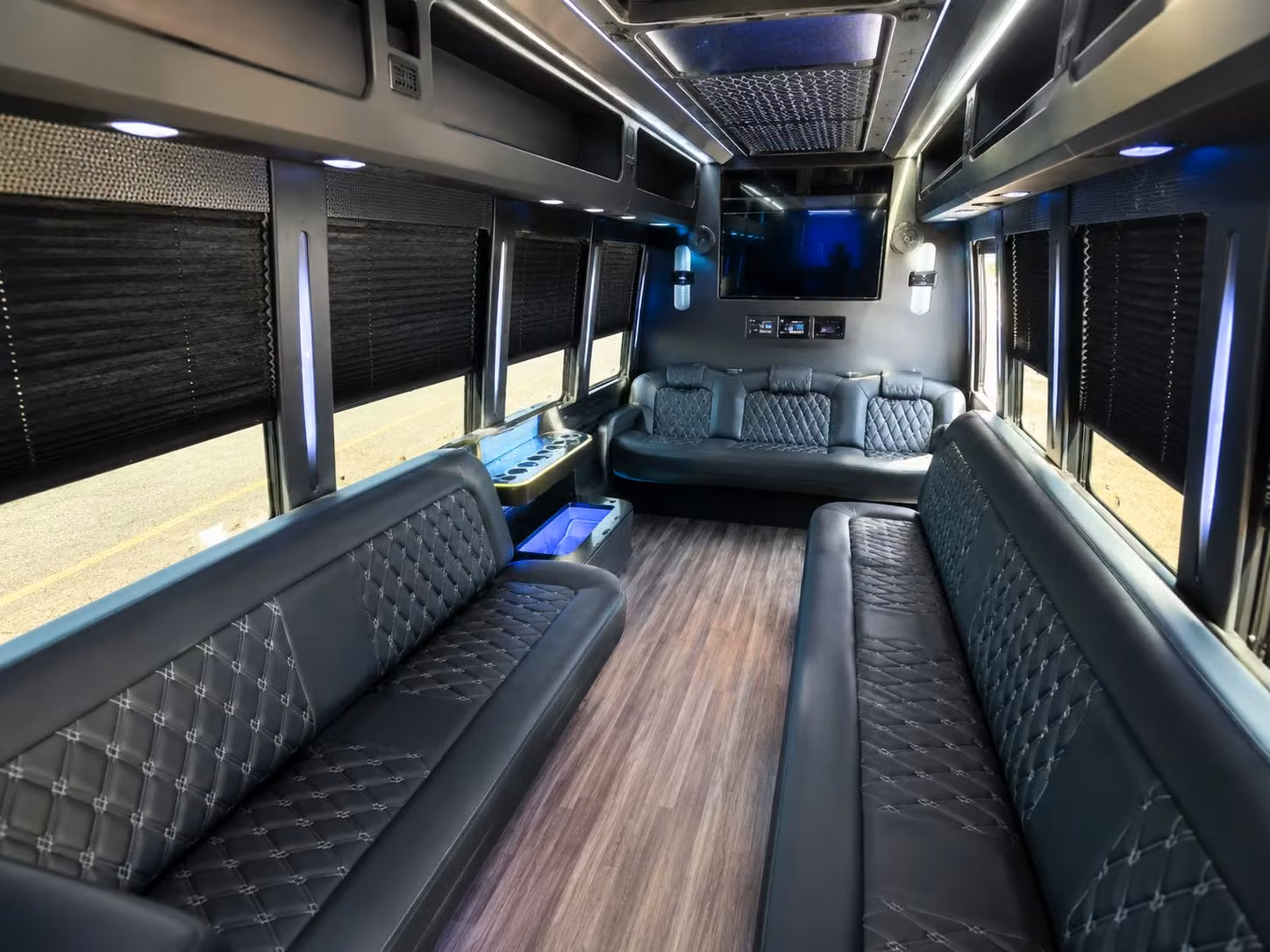 party buses for olathe prom night groups who want to arrive in style